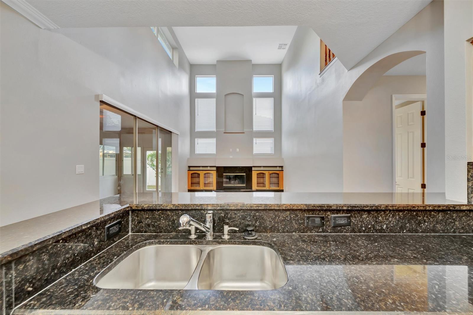 2839 SAFE HARBOR DR, TAMPA, FL, 33618