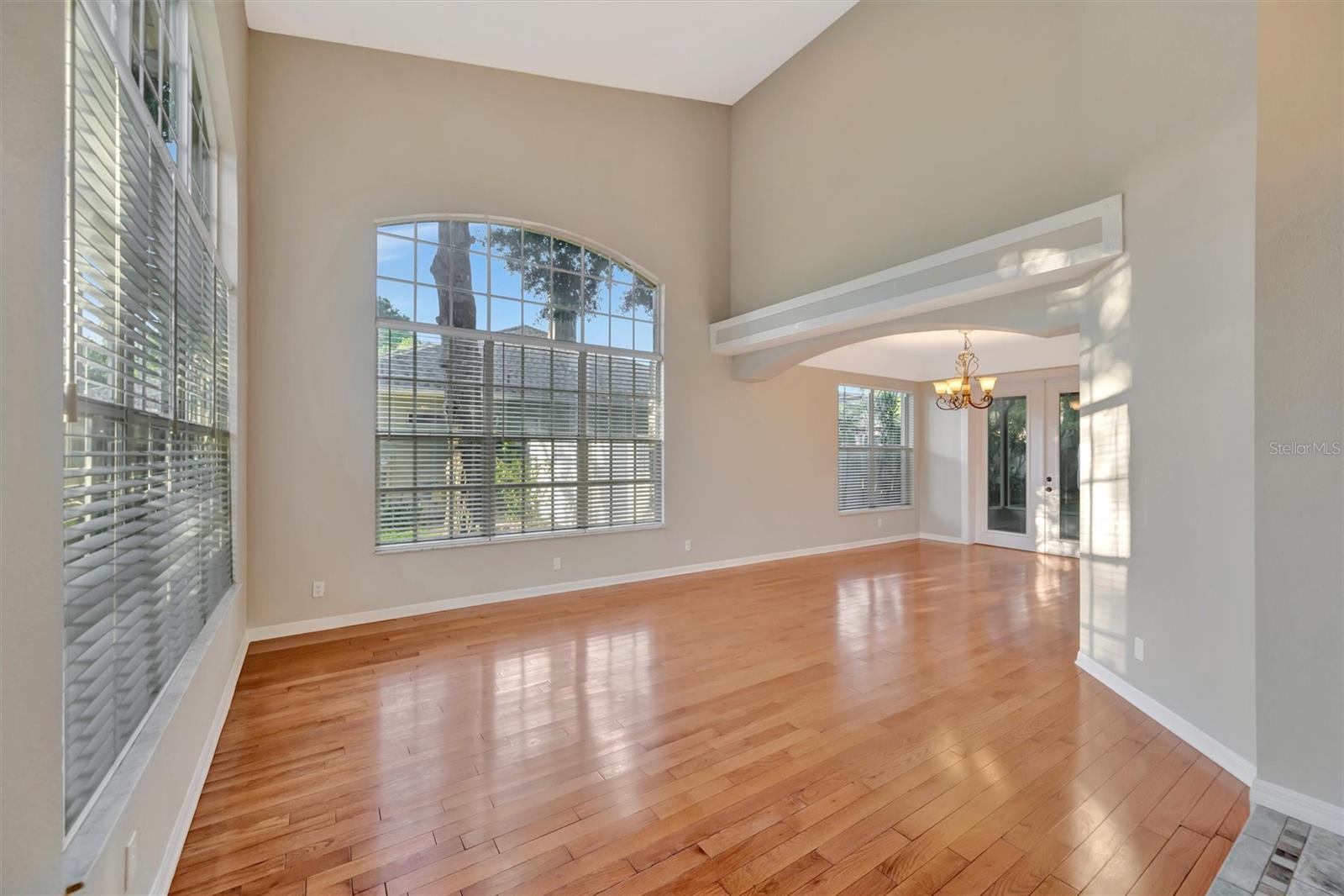 2839 SAFE HARBOR DR, TAMPA, FL, 33618