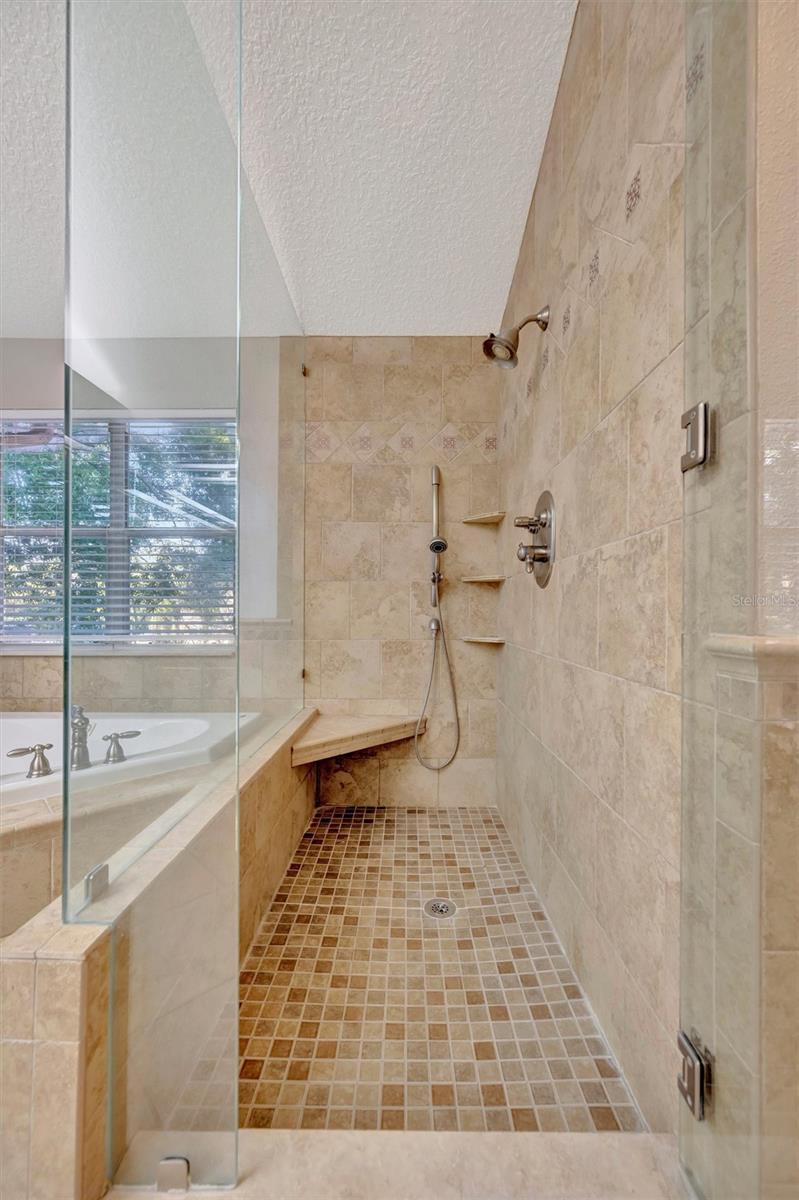 2839 SAFE HARBOR DR, TAMPA, FL, 33618