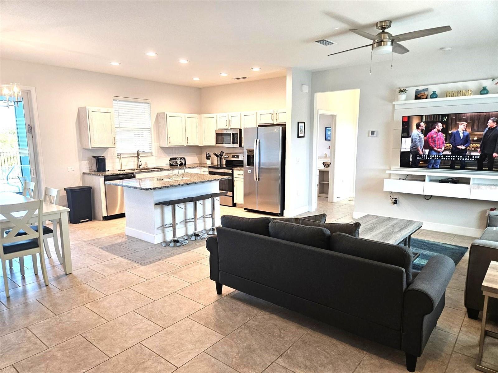 2205 WAKEFIELD ST, PORT CHARLOTTE, FL, 33948