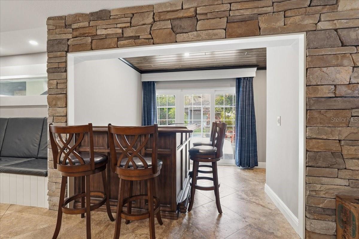 325 SHEFFIELD CIR W, PALM HARBOR, FL, 34683