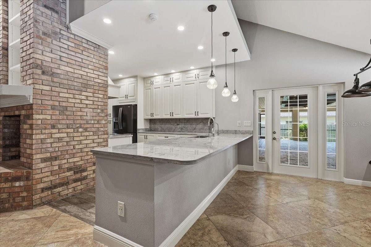 325 SHEFFIELD CIR W, PALM HARBOR, FL, 34683