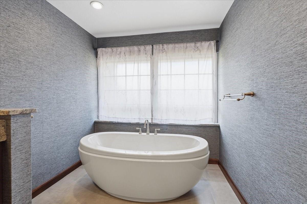 325 SHEFFIELD CIR W, PALM HARBOR, FL, 34683