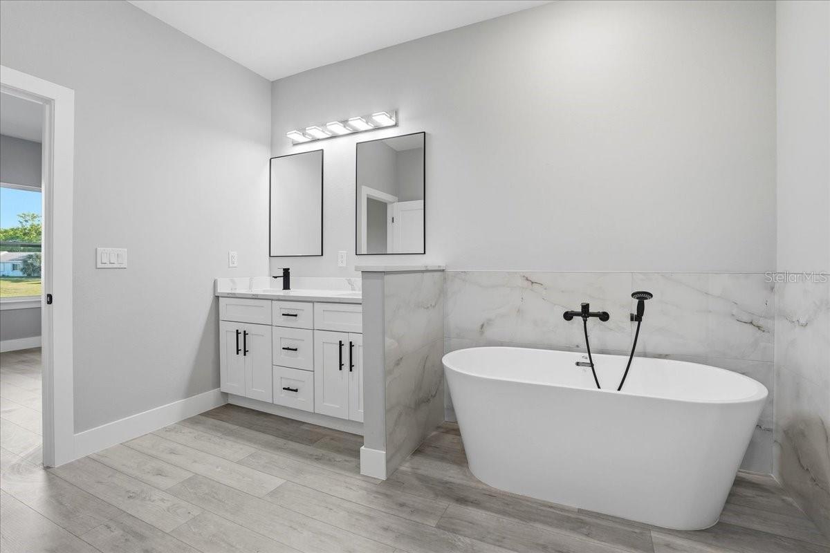 18292 TROON AVE, PORT CHARLOTTE, FL, 33948