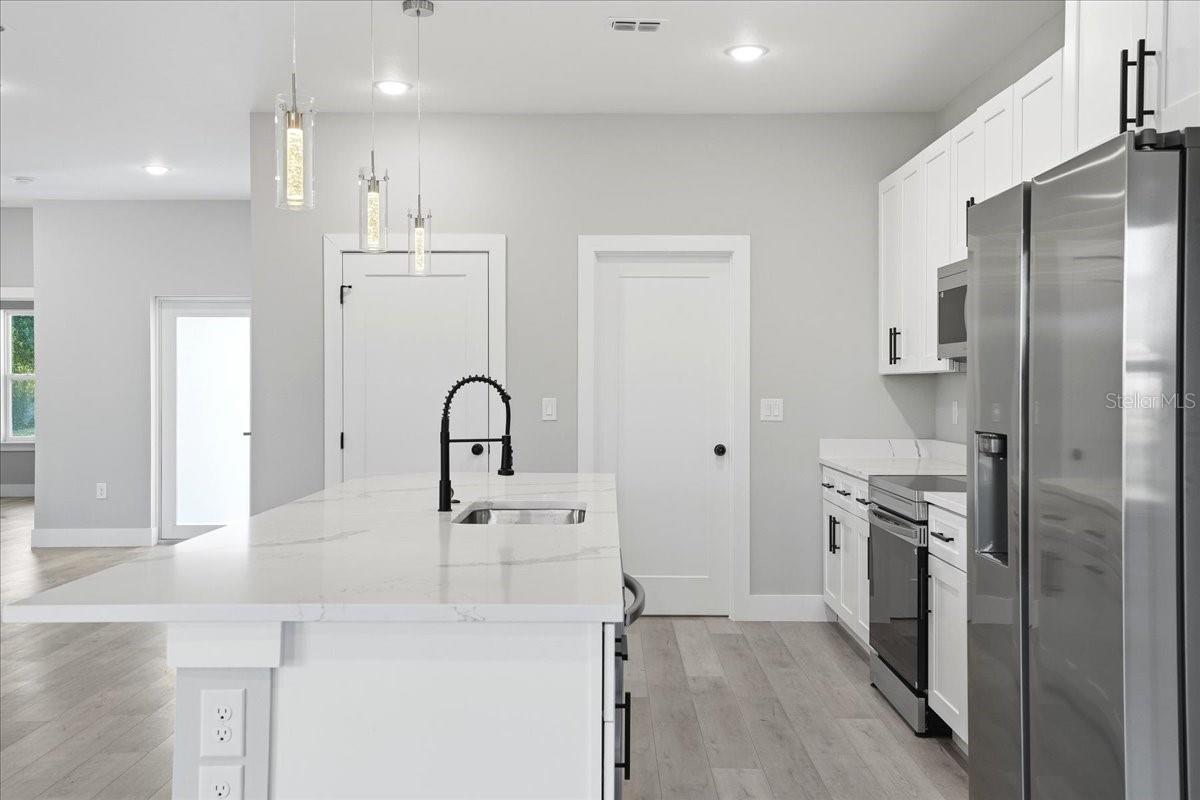 18292 TROON AVE, PORT CHARLOTTE, FL, 33948