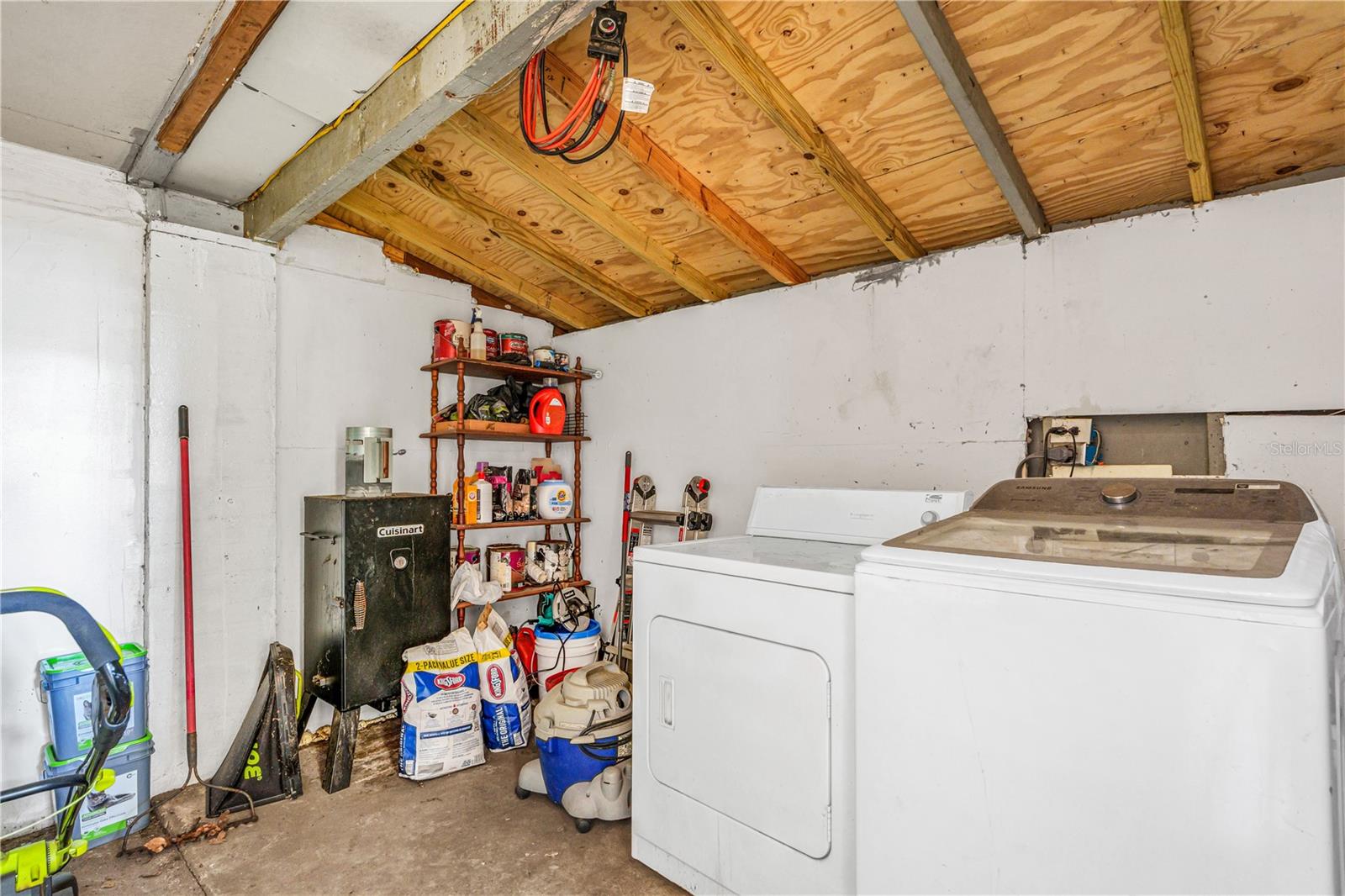 711 FLANDERS AVE, DAYTONA BEACH, FL, 32114