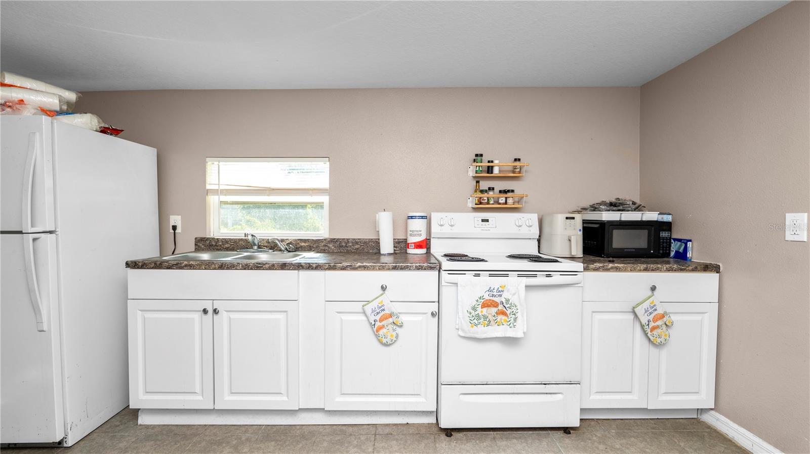 1128 STELLA AVE N, LAKELAND, FL, 33805