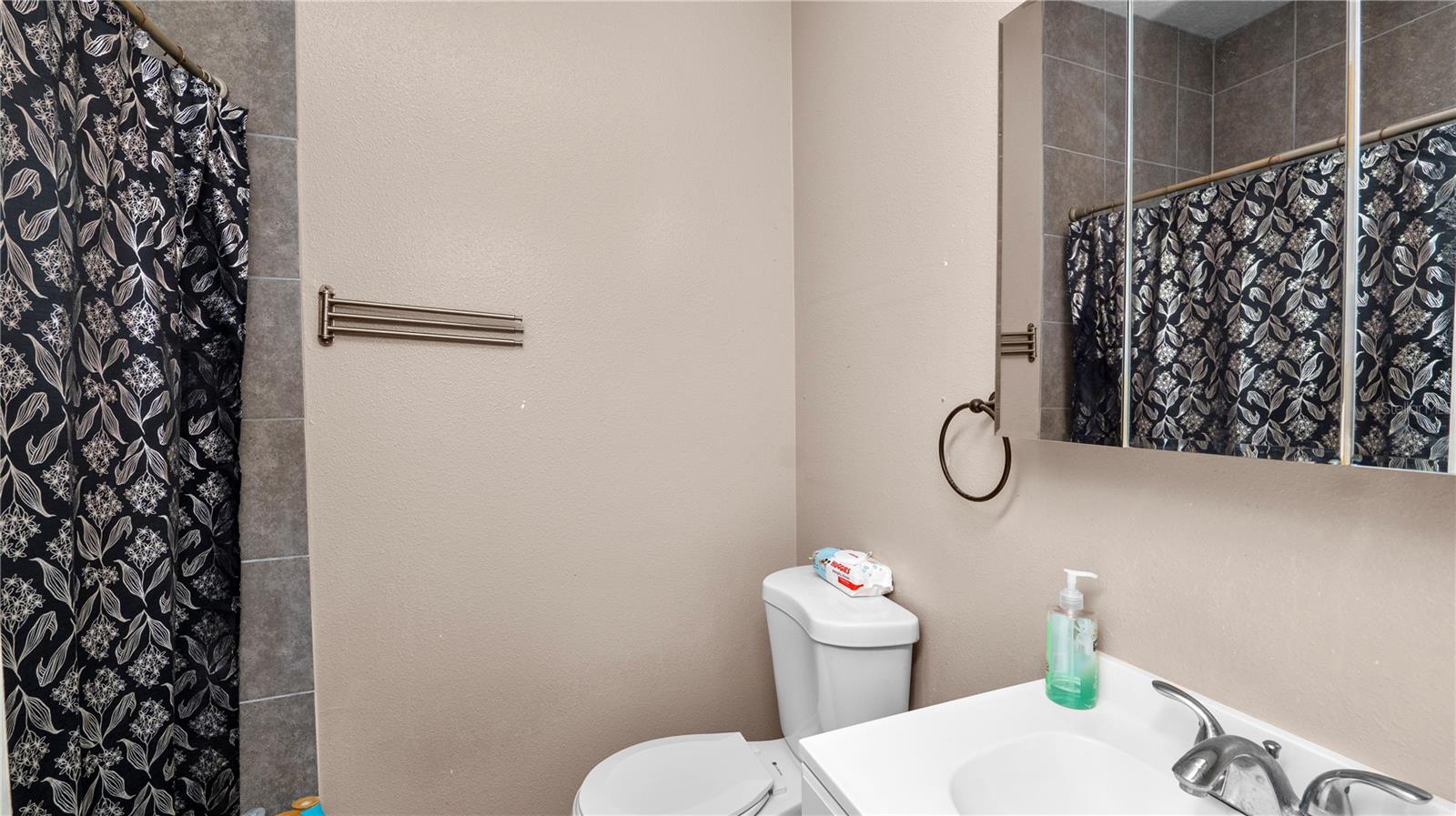 1128 STELLA AVE N, LAKELAND, FL, 33805