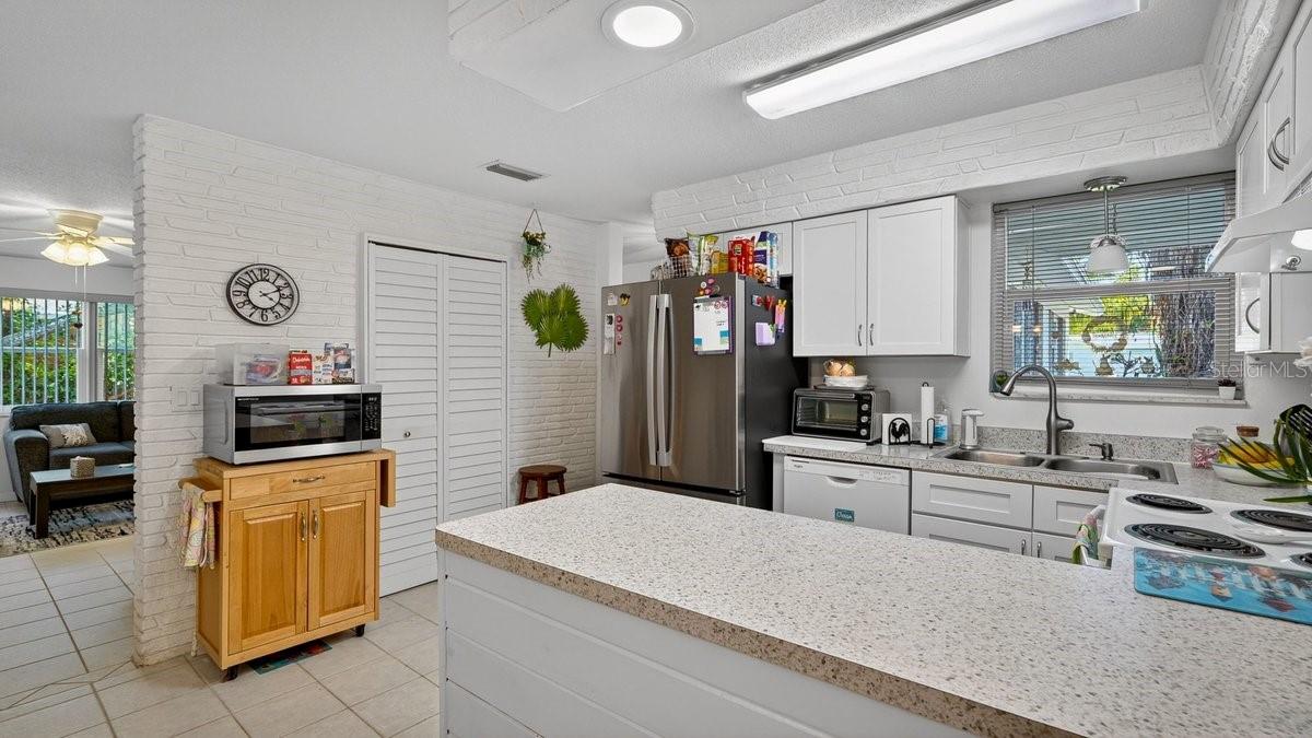 2217 GREEN ST, SOUTH DAYTONA, FL, 32119