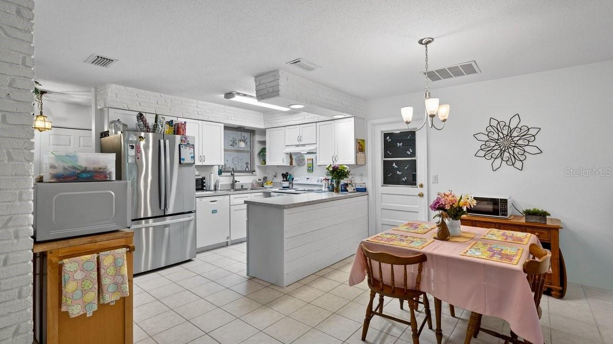 2217 GREEN ST, SOUTH DAYTONA, FL, 32119