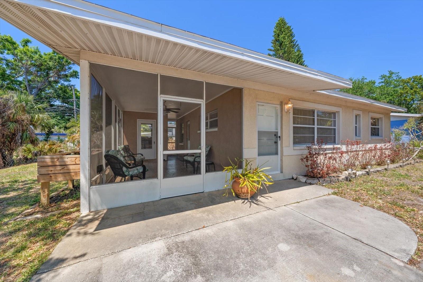 7504 91ST ST, SEMINOLE, FL, 33777