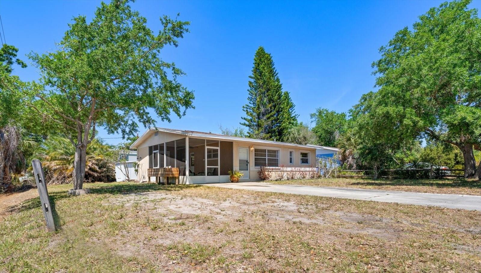 7504 91ST ST, SEMINOLE, FL, 33777