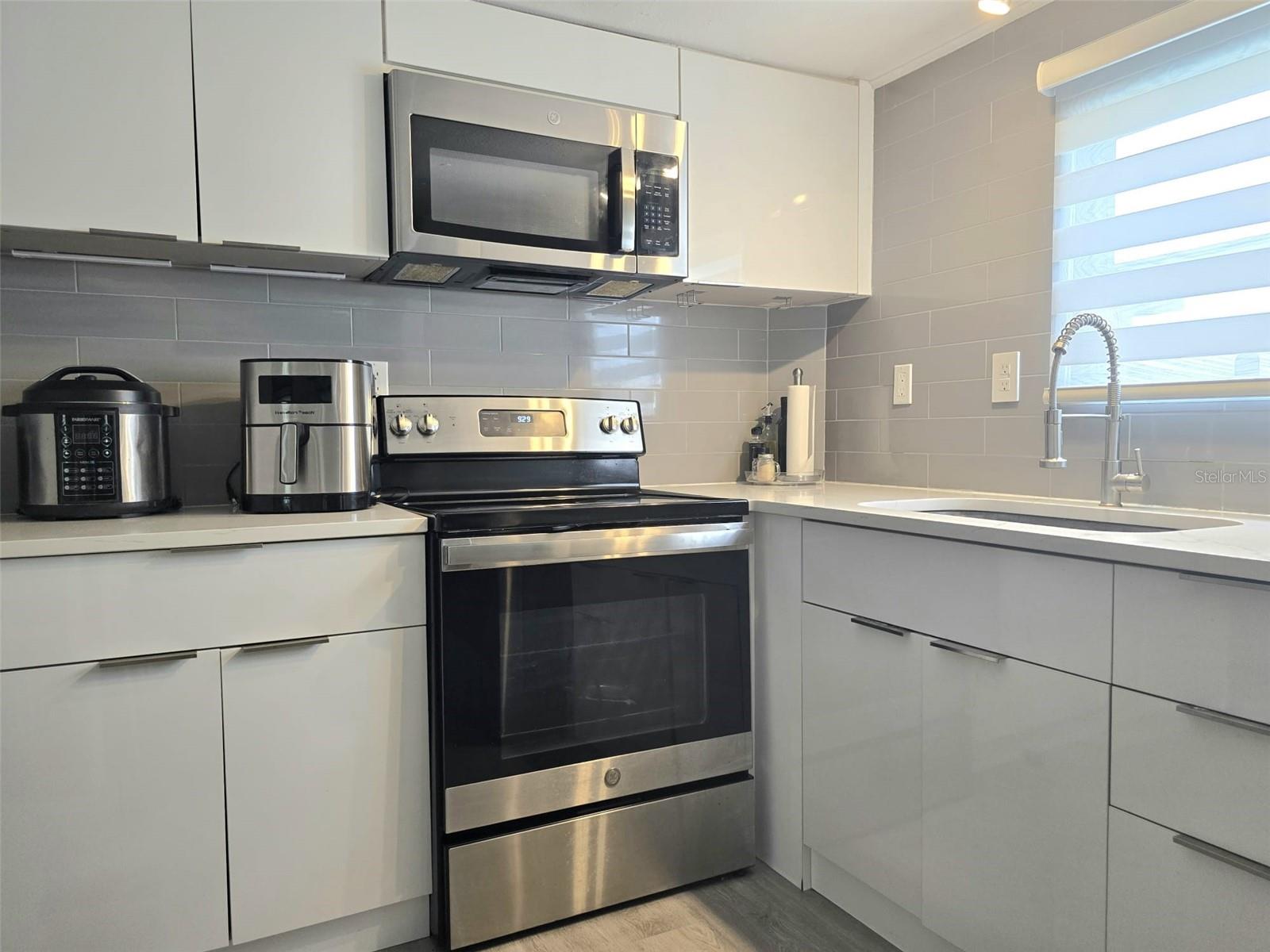 2936 N PALM CIR, HAINES CITY, FL, 33844