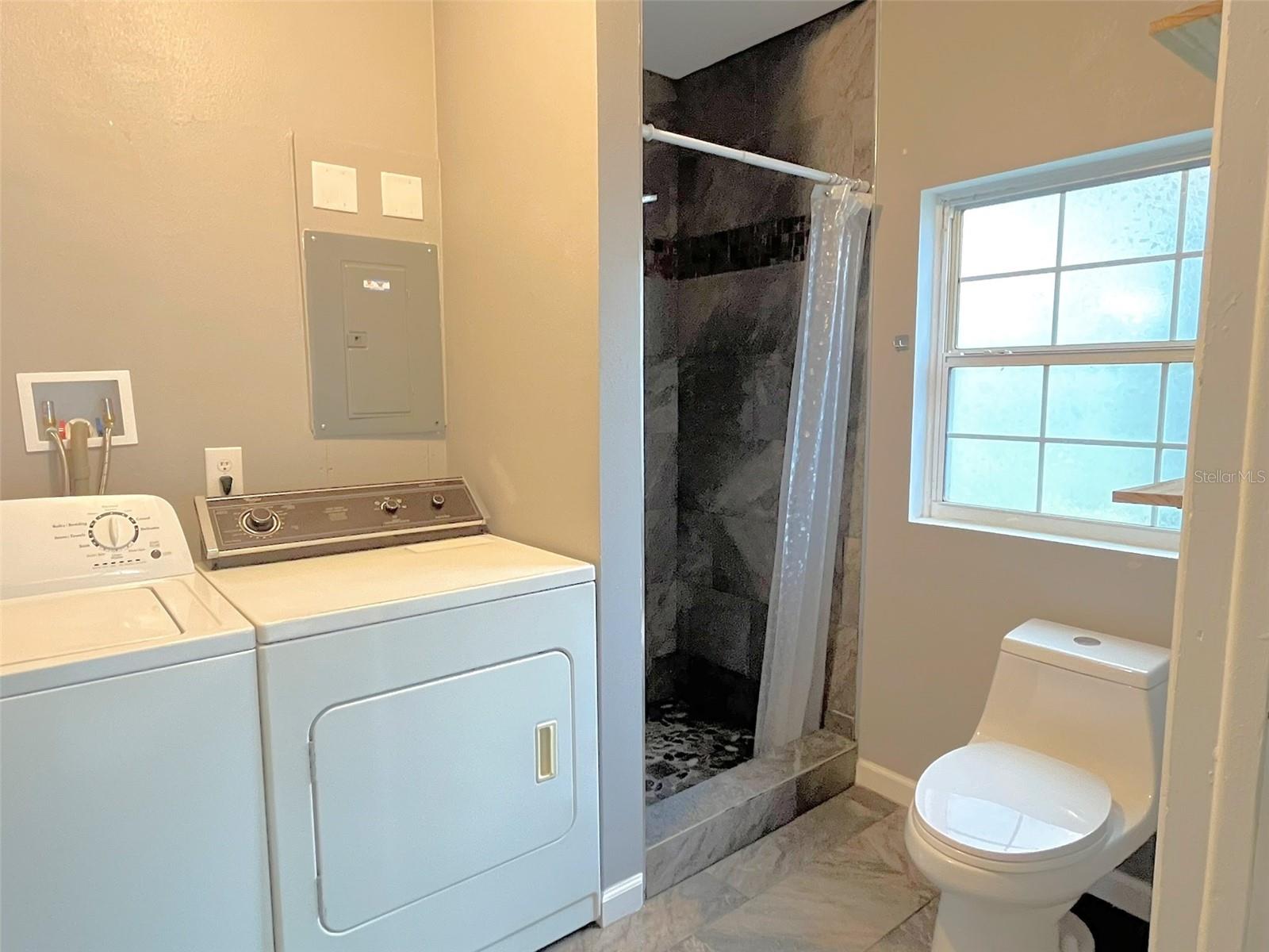 2611 PEMBROOK DR, ORLANDO, FL, 32810