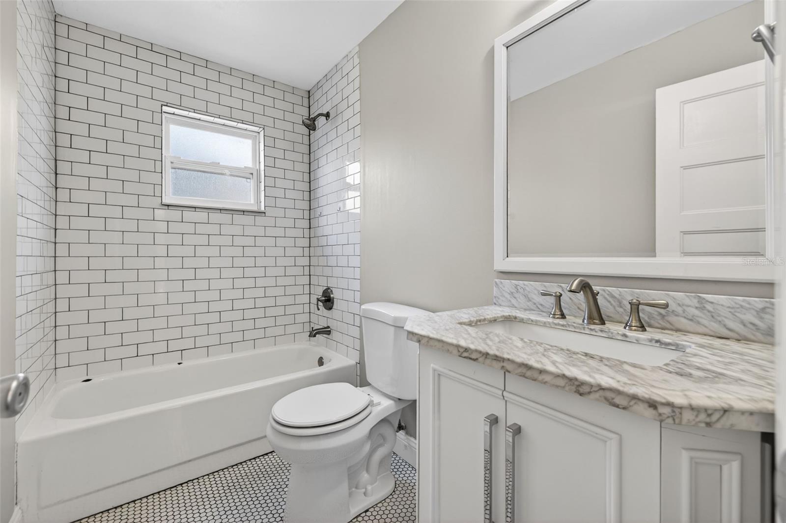 4200 BEACH DR SE, ST PETERSBURG, FL, 33705