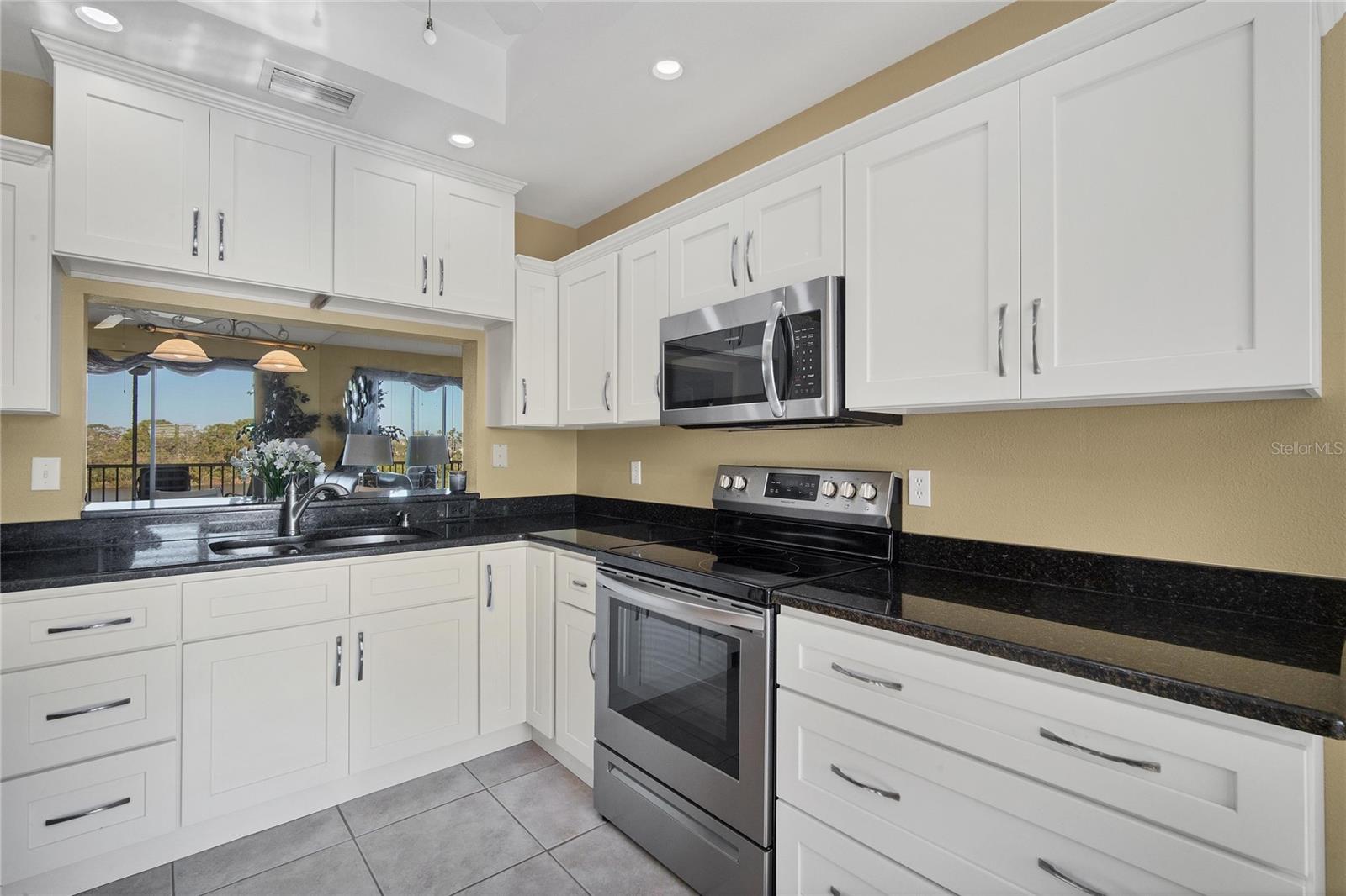 9610 CLUB SOUTH CIR ## 4207, SARASOTA, FL, 34238