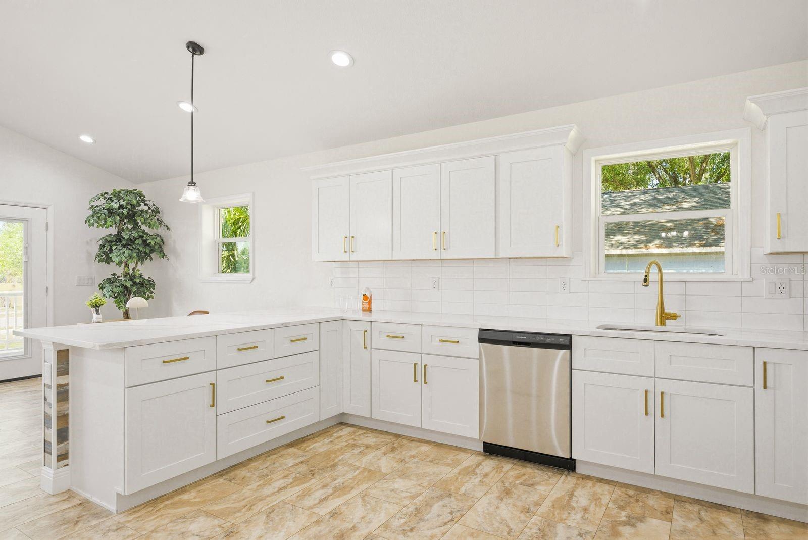 6510 E 23RD AVE, TAMPA, FL, 33619