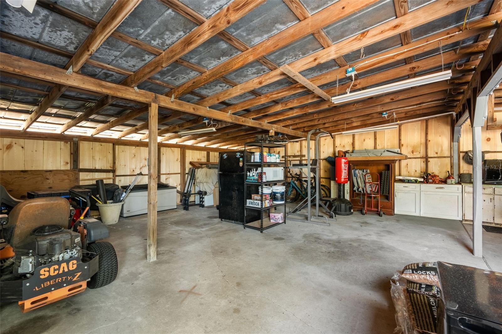 650 OLD MIMS RD, GENEVA, FL, 32732