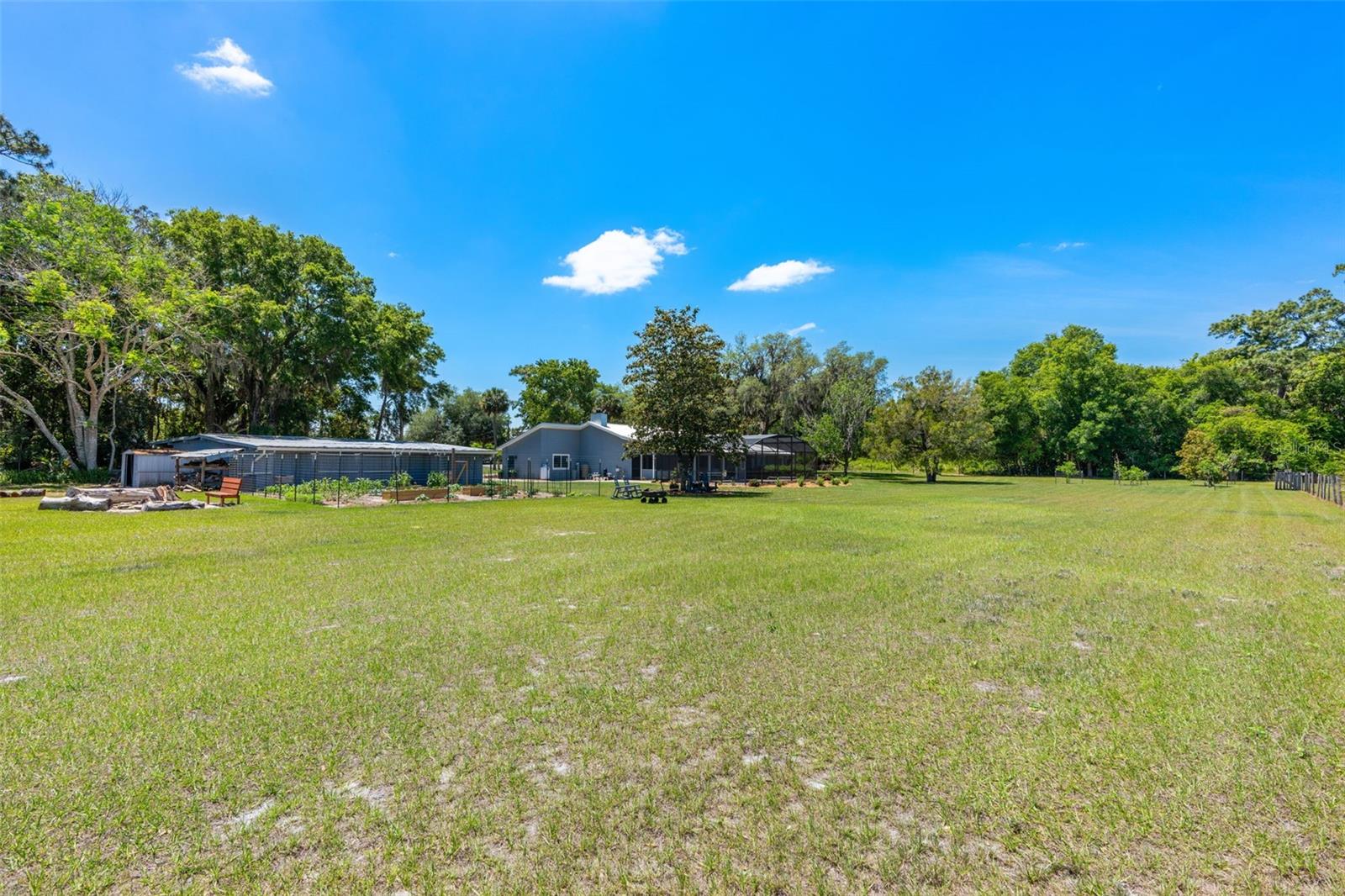 650 OLD MIMS RD, GENEVA, FL, 32732