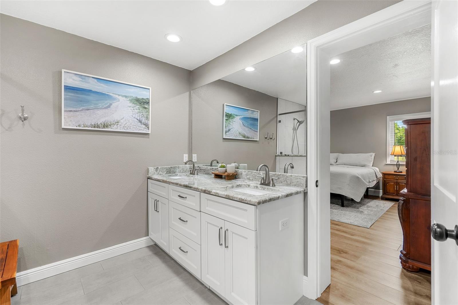 650 OLD MIMS RD, GENEVA, FL, 32732