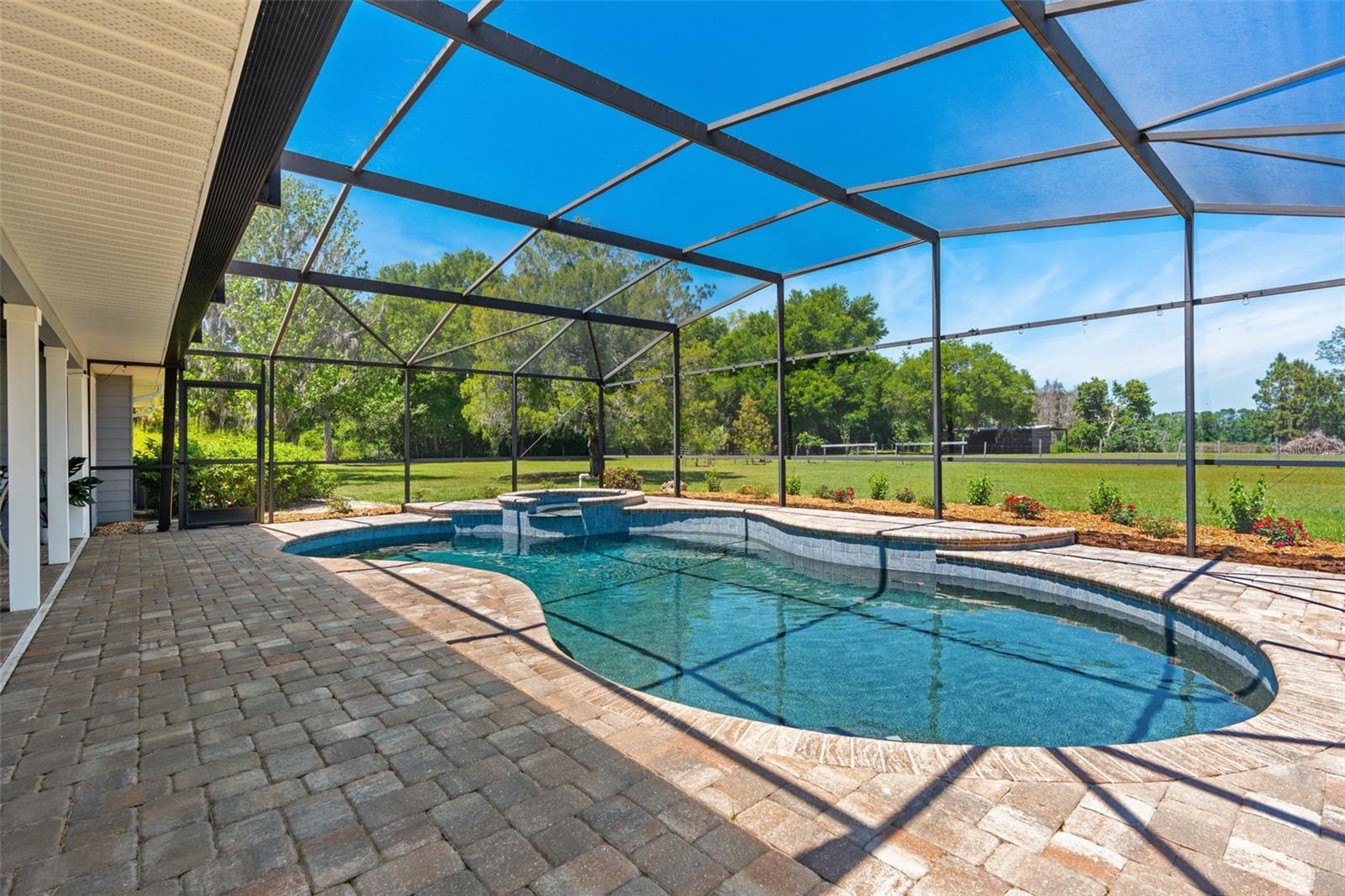 650 OLD MIMS RD, GENEVA, FL, 32732