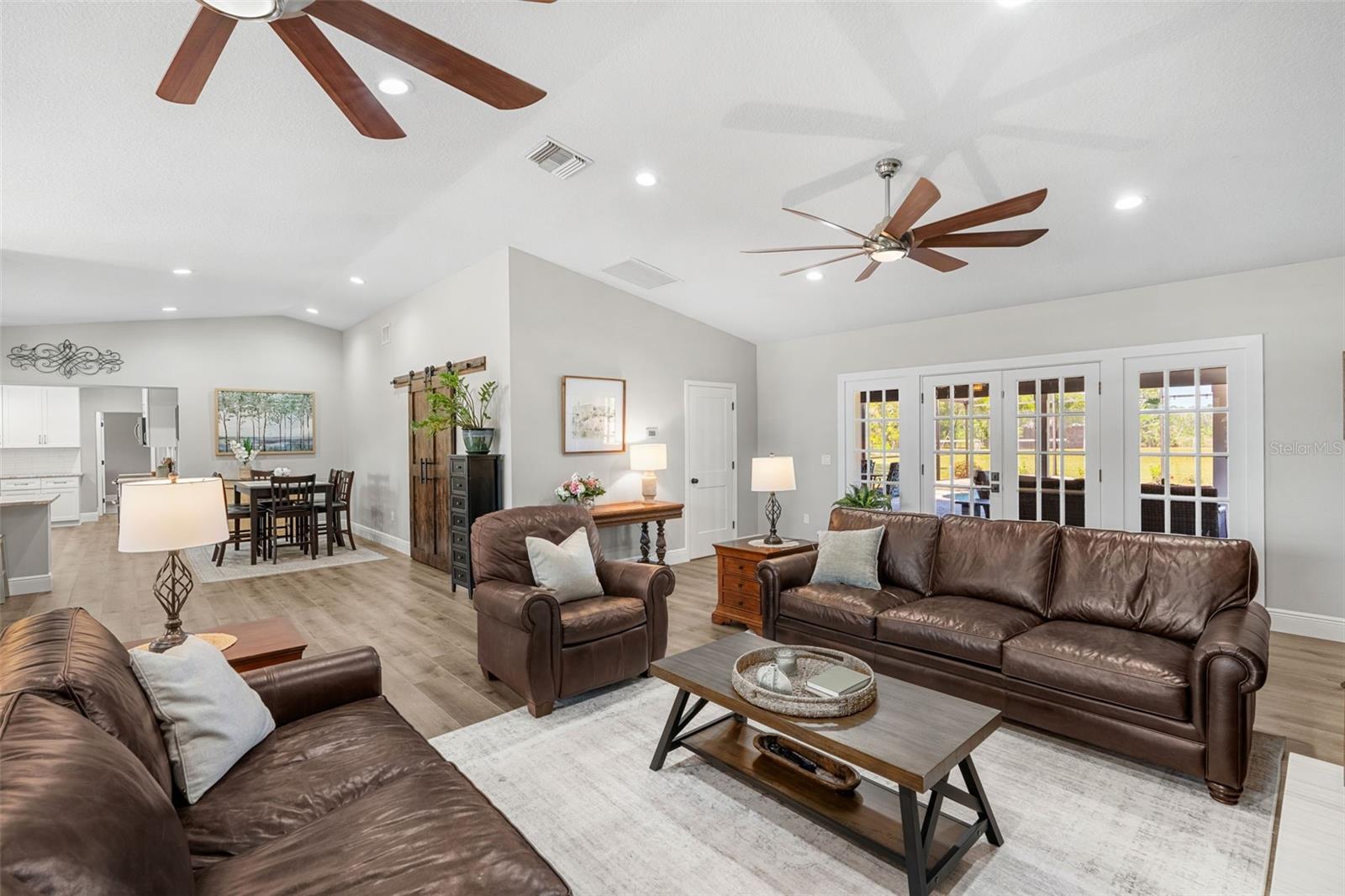 650 OLD MIMS RD, GENEVA, FL, 32732