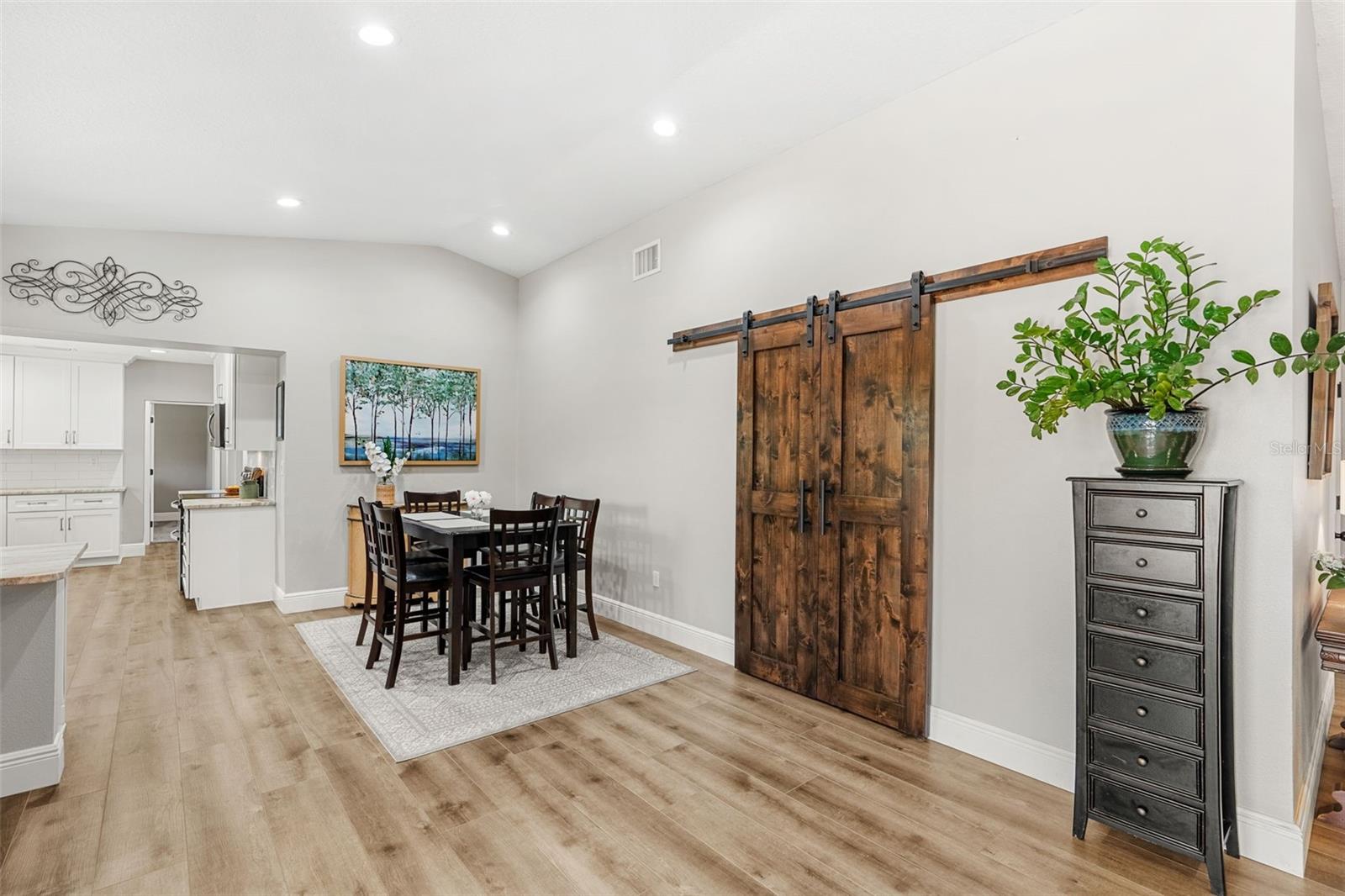 650 OLD MIMS RD, GENEVA, FL, 32732