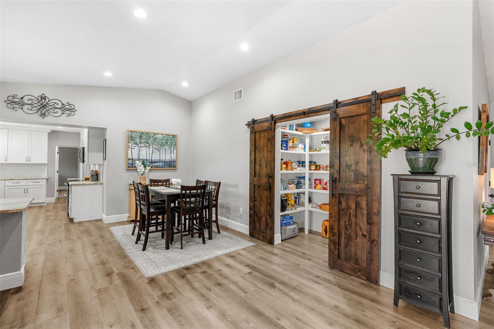 650 OLD MIMS RD, GENEVA, FL, 32732