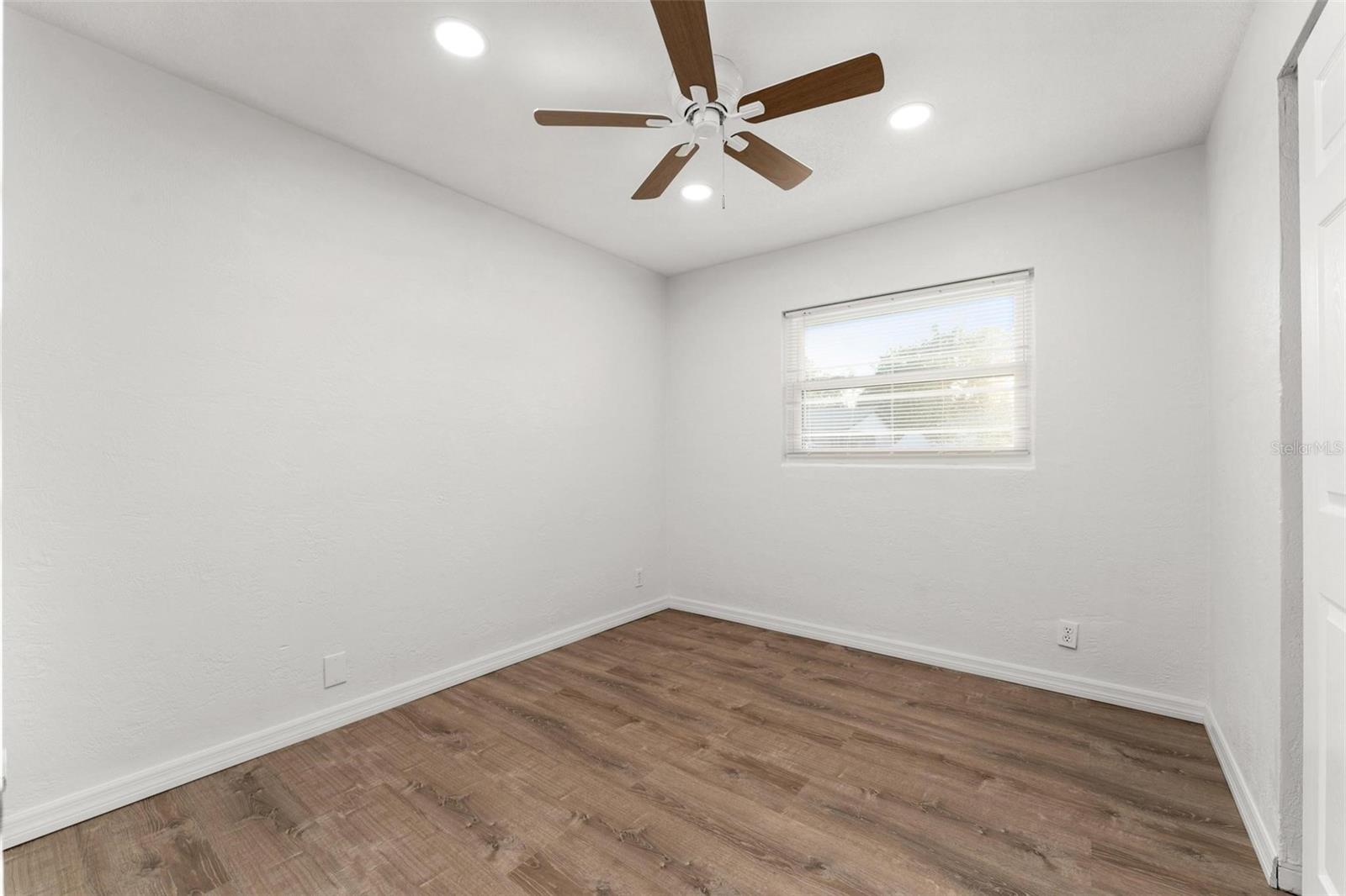 2203 NOTTINGHAM RD, SOUTH DAYTONA, FL, 32119