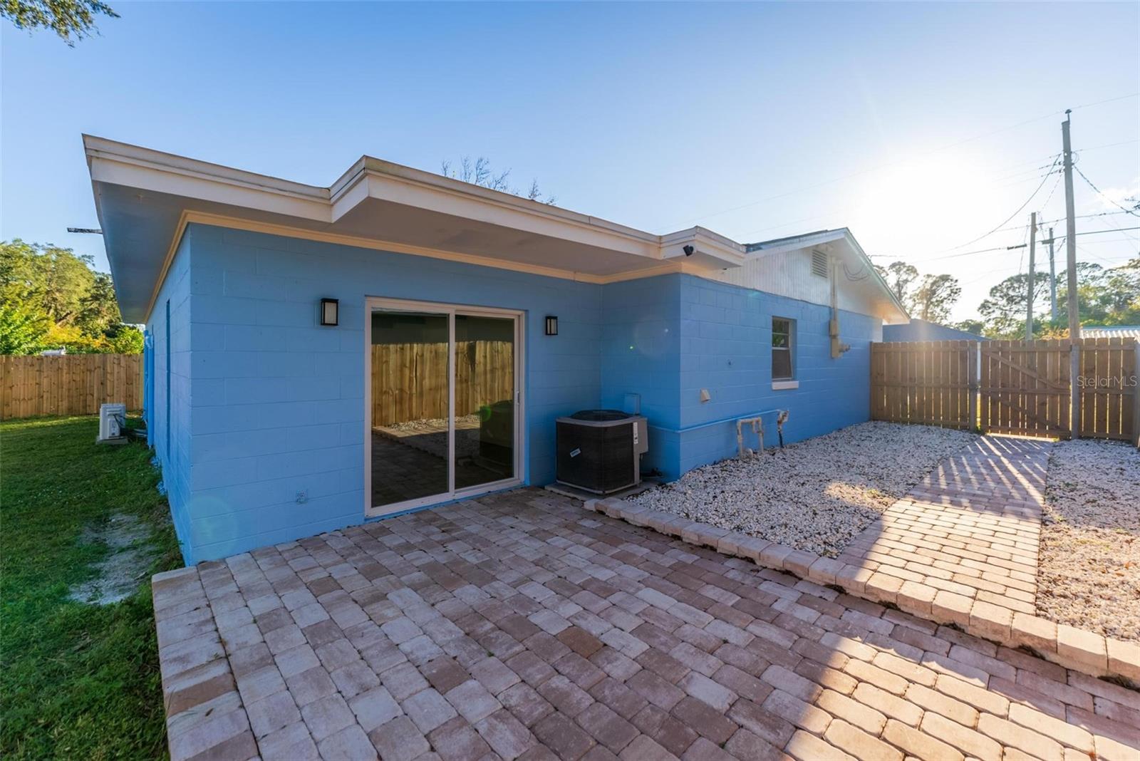 2203 NOTTINGHAM RD, SOUTH DAYTONA, FL, 32119