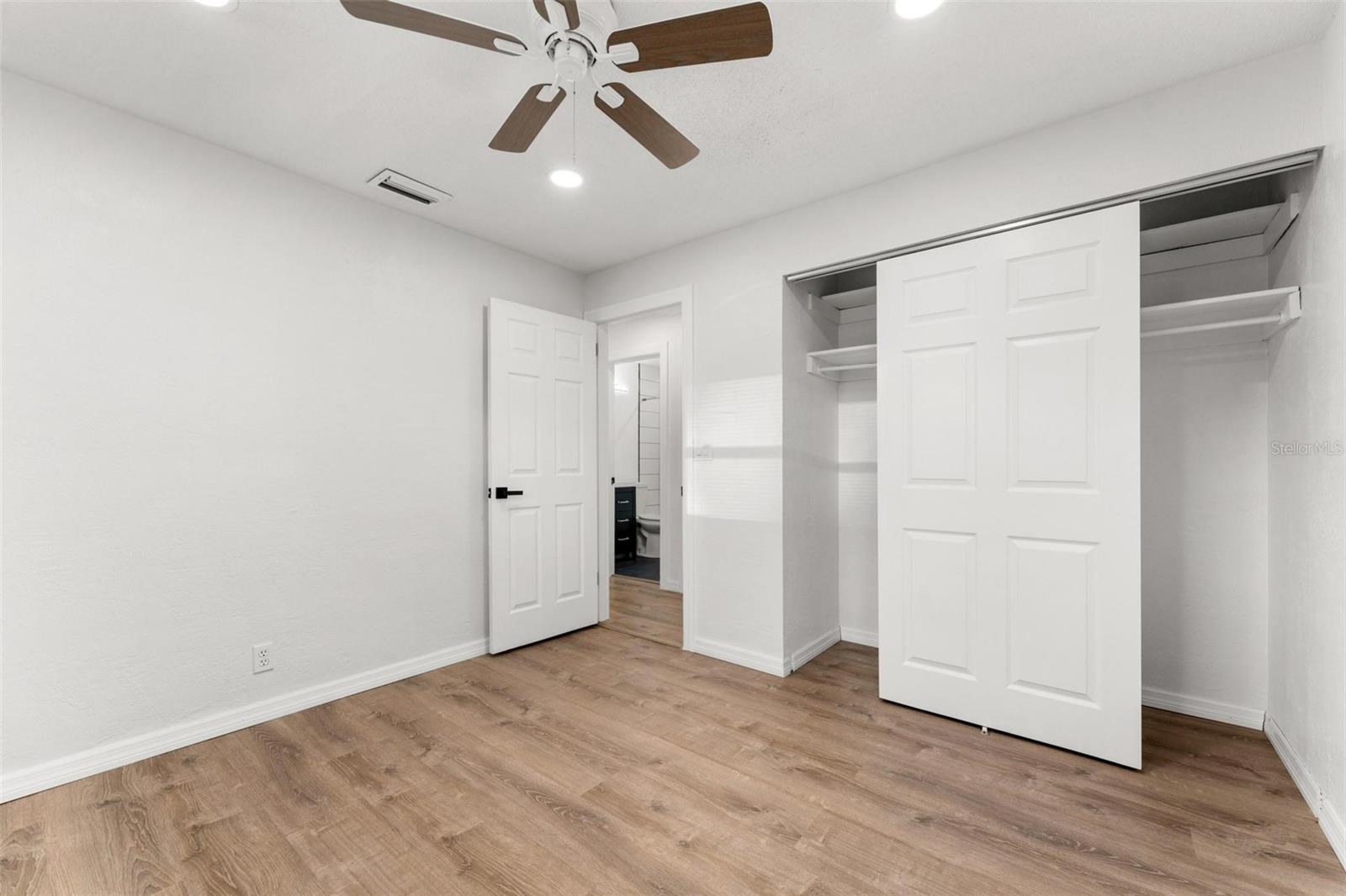 2203 NOTTINGHAM RD, SOUTH DAYTONA, FL, 32119