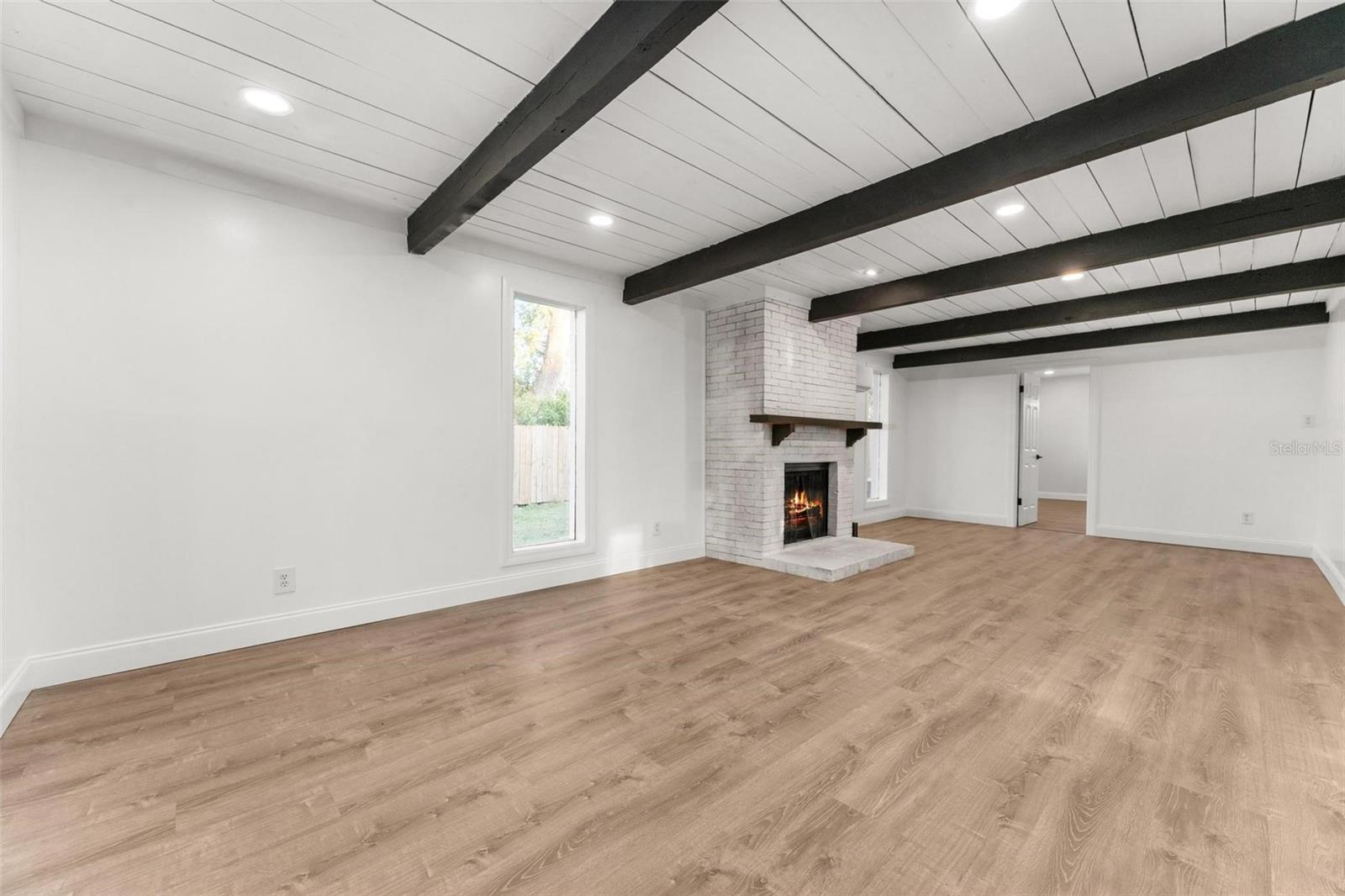 2203 NOTTINGHAM RD, SOUTH DAYTONA, FL, 32119