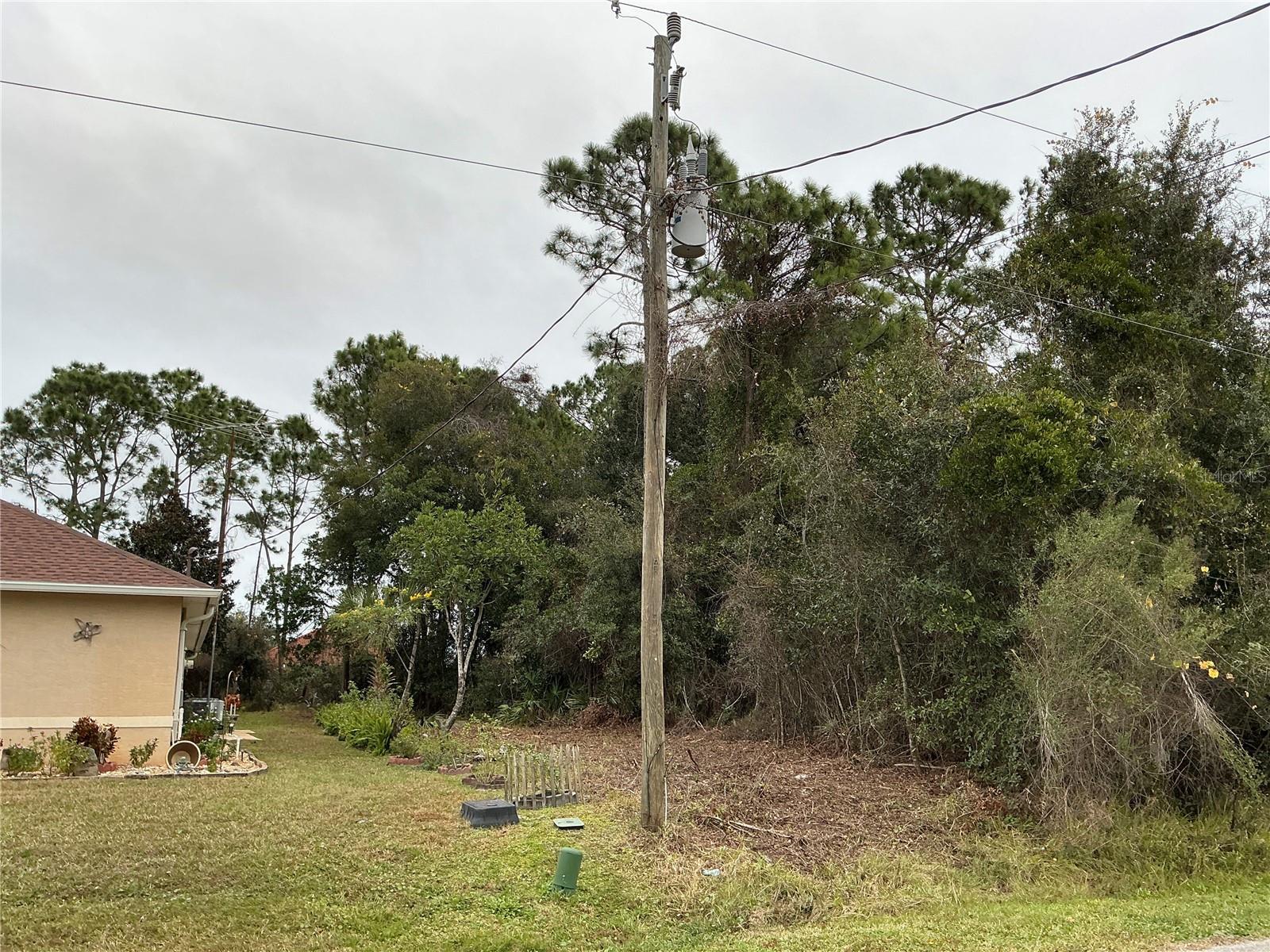 12 FAYY LN, PALM COAST, FL, 32137