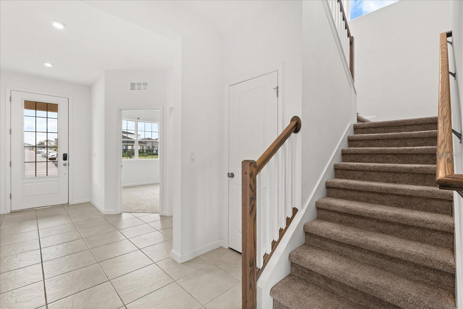 1051 LAKESHORE BREEZE PL, KISSIMMEE, FL, 34747