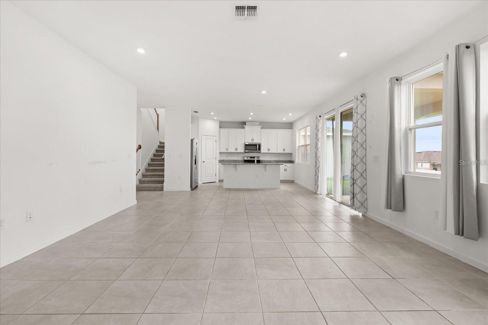 1051 LAKESHORE BREEZE PL, KISSIMMEE, FL, 34747