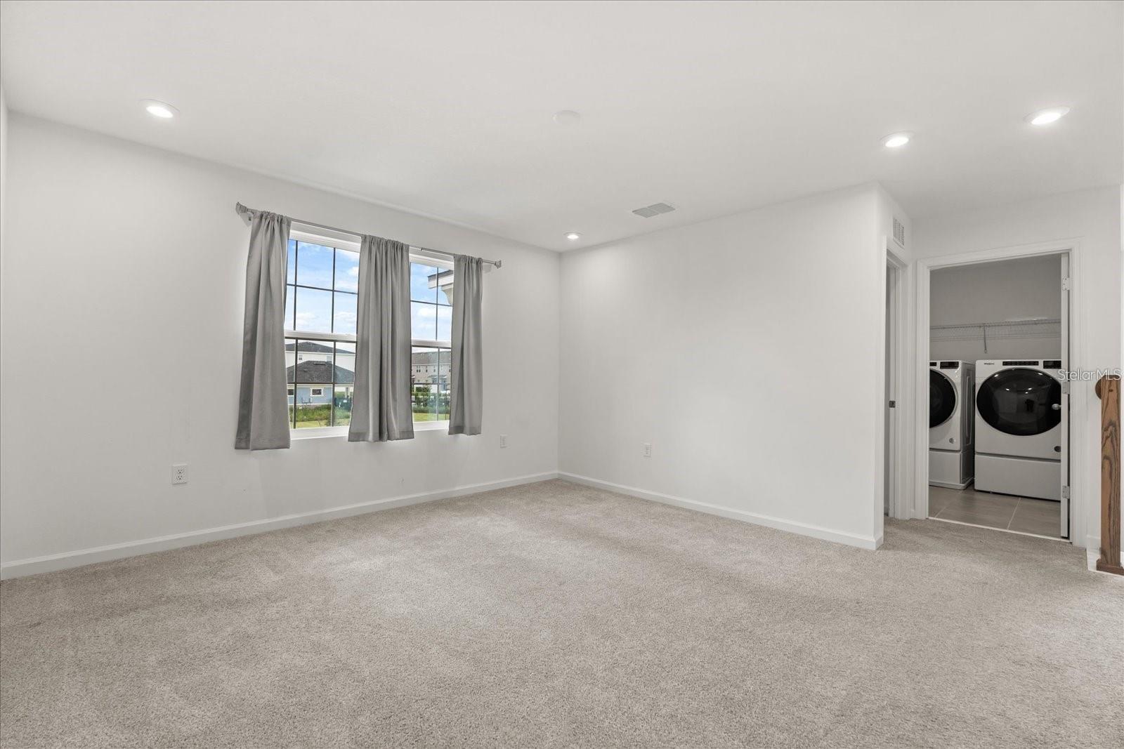 1051 LAKESHORE BREEZE PL, KISSIMMEE, FL, 34747