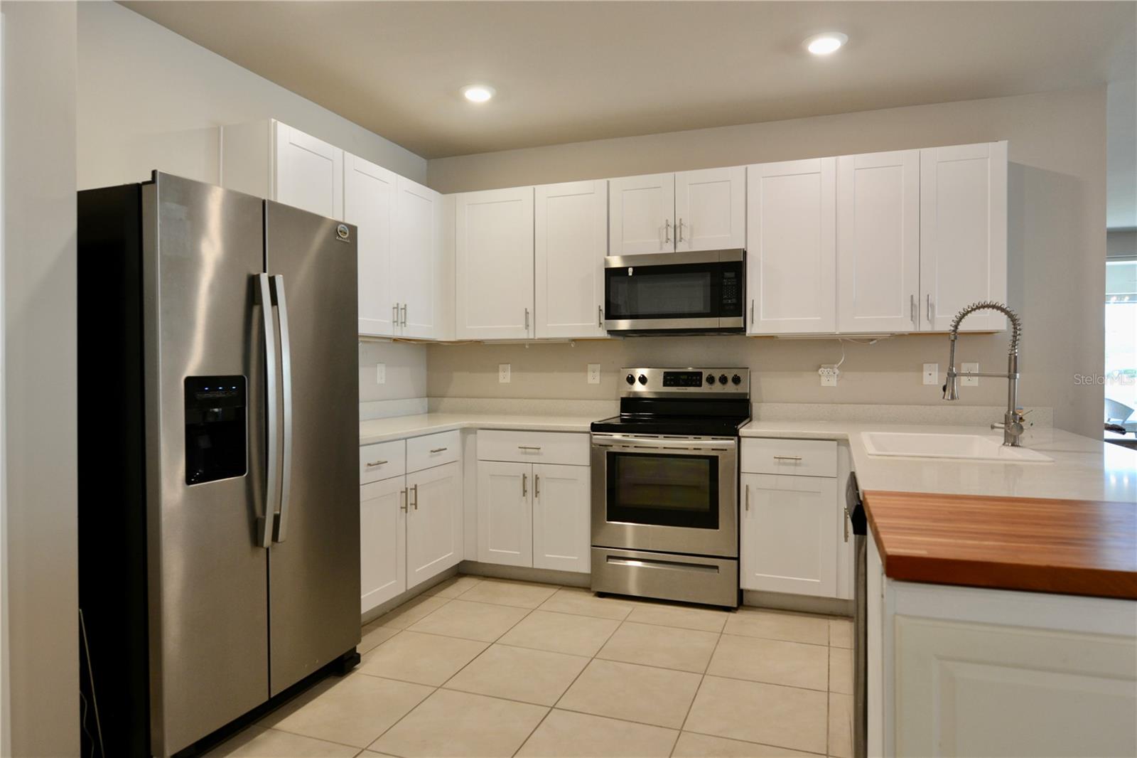 25161 E LENOX CIR, PUNTA GORDA, FL, 33950