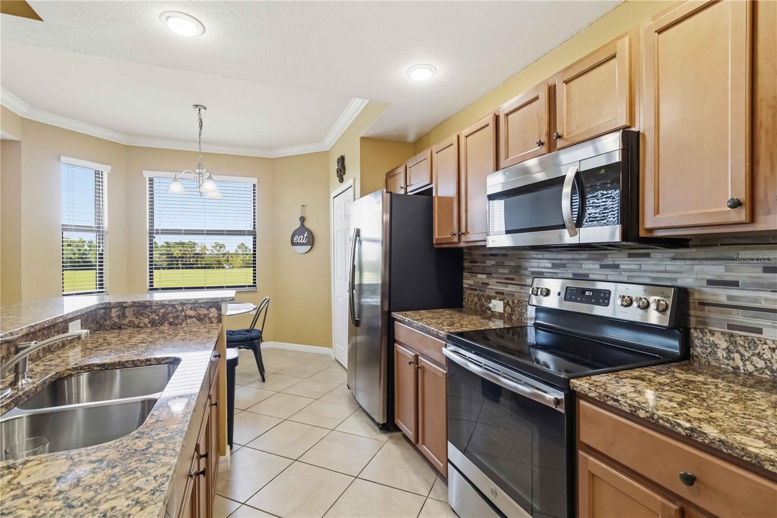 7019 RIVER HAMMOCK DR #202, BRADENTON, FL, 34212