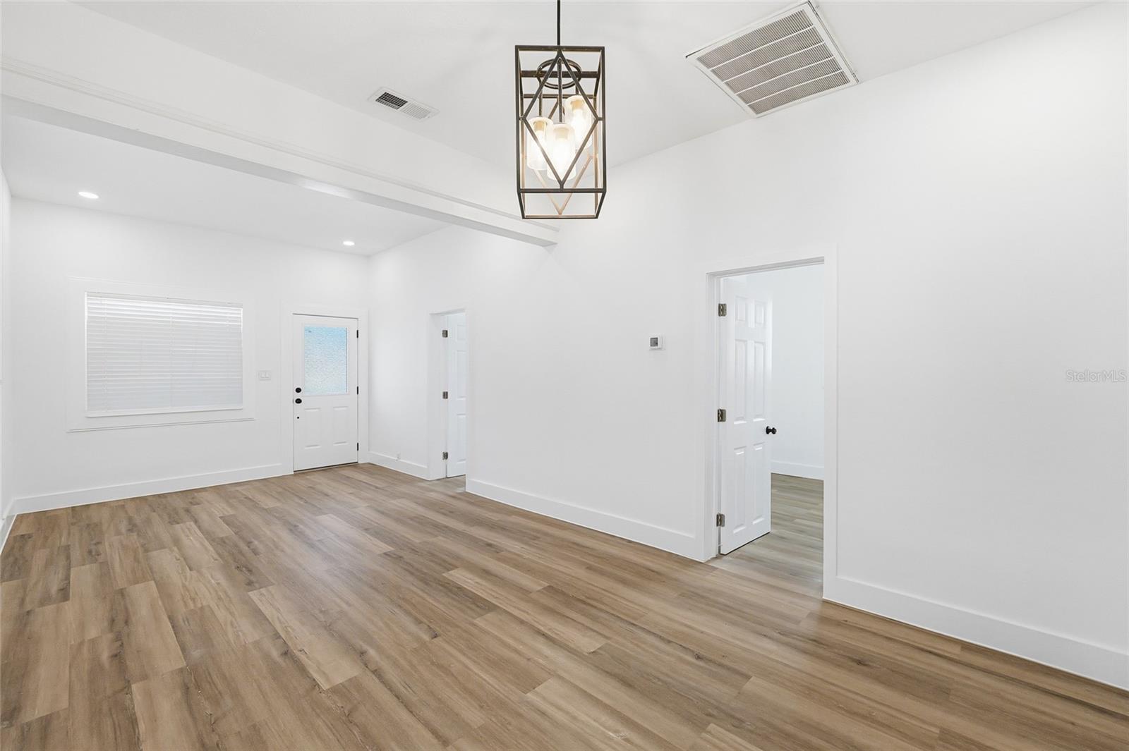 2120 W NASSAU ST, TAMPA, FL, 33607