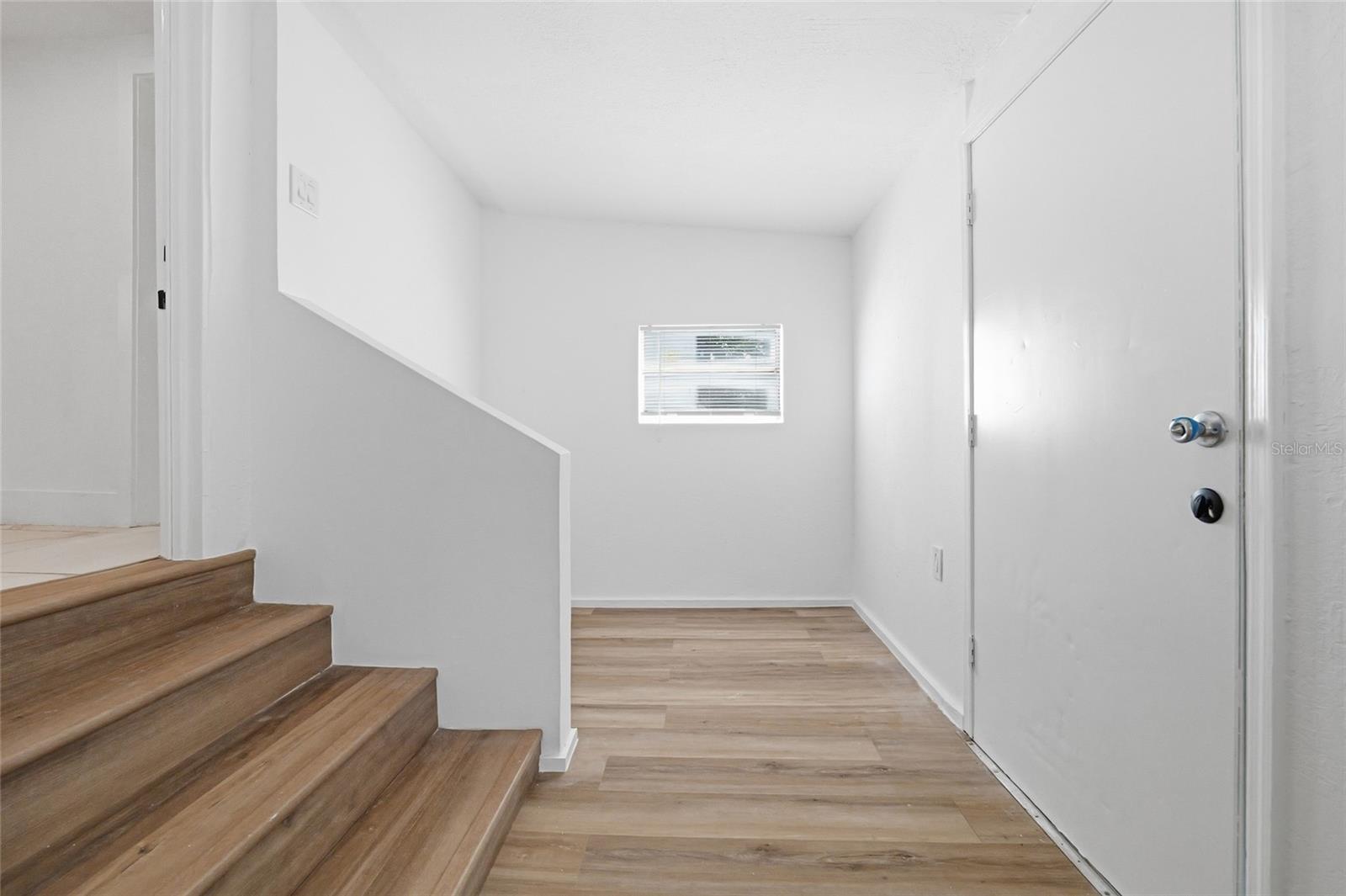 2120 W NASSAU ST, TAMPA, FL, 33607