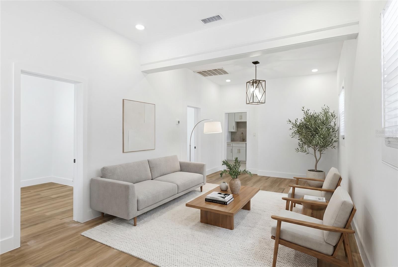 2120 W NASSAU ST, TAMPA, FL, 33607