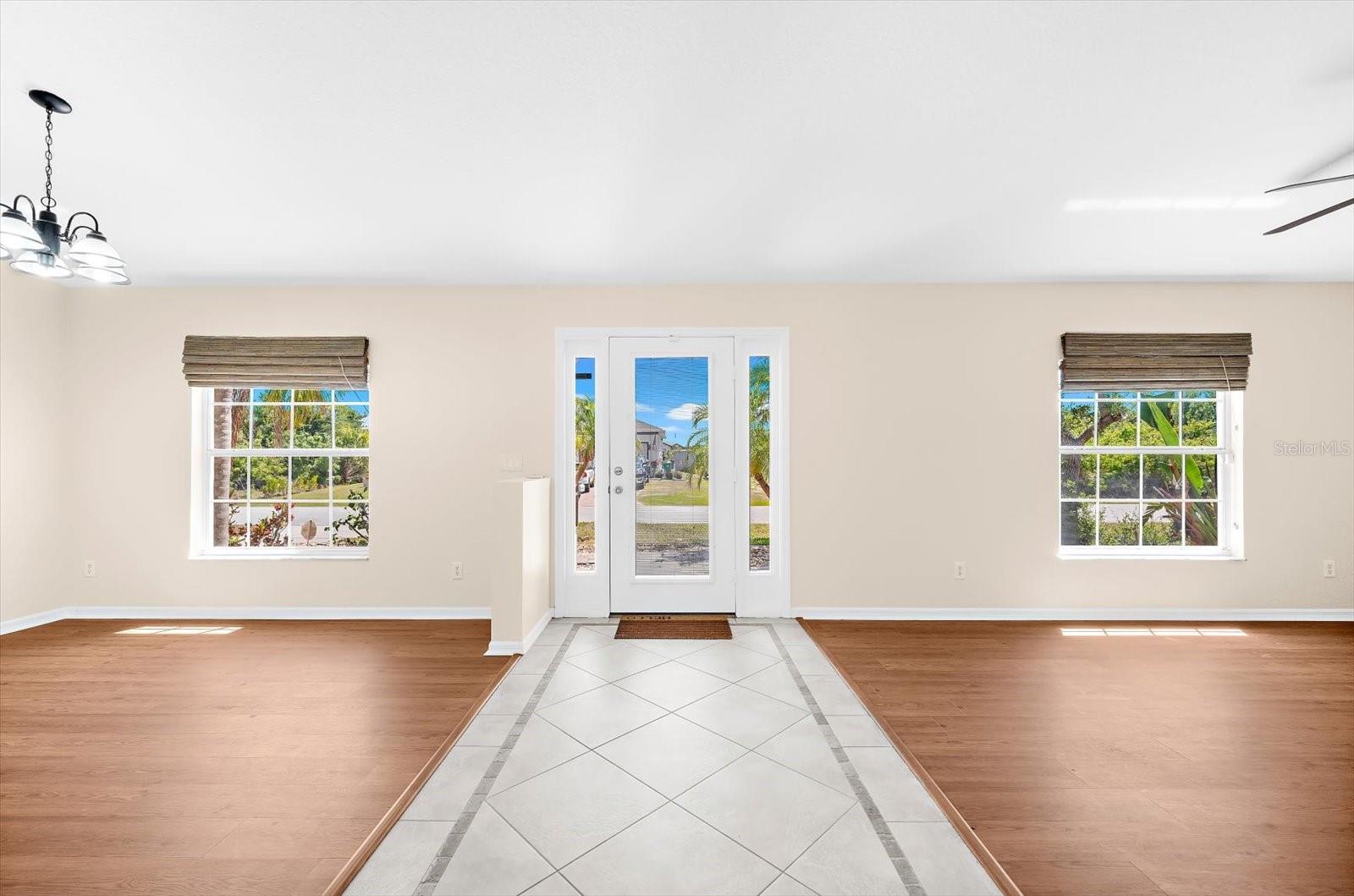 9660 MIAMI CIR, PORT CHARLOTTE, FL, 33981