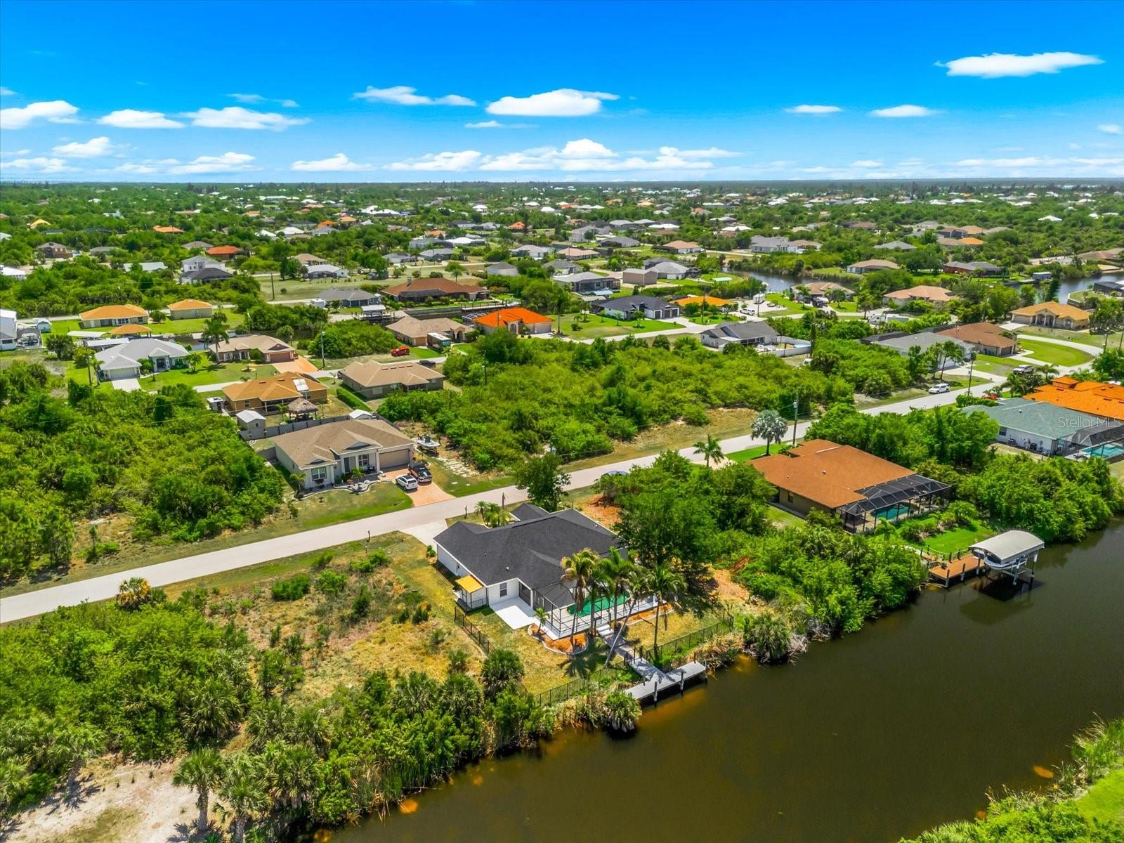 9660 MIAMI CIR, PORT CHARLOTTE, FL, 33981