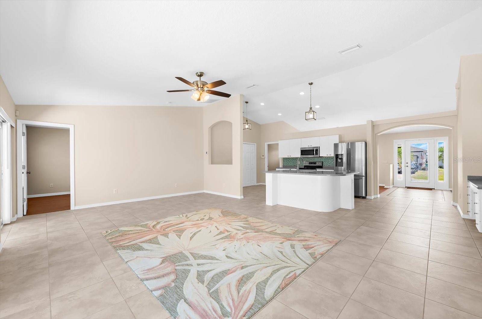 9660 MIAMI CIR, PORT CHARLOTTE, FL, 33981