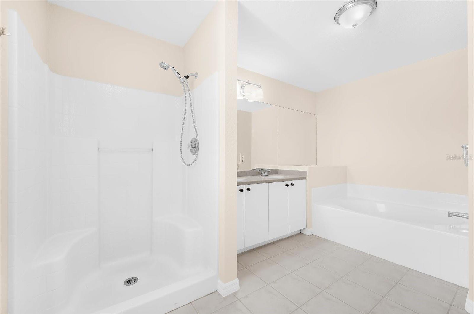 9660 MIAMI CIR, PORT CHARLOTTE, FL, 33981