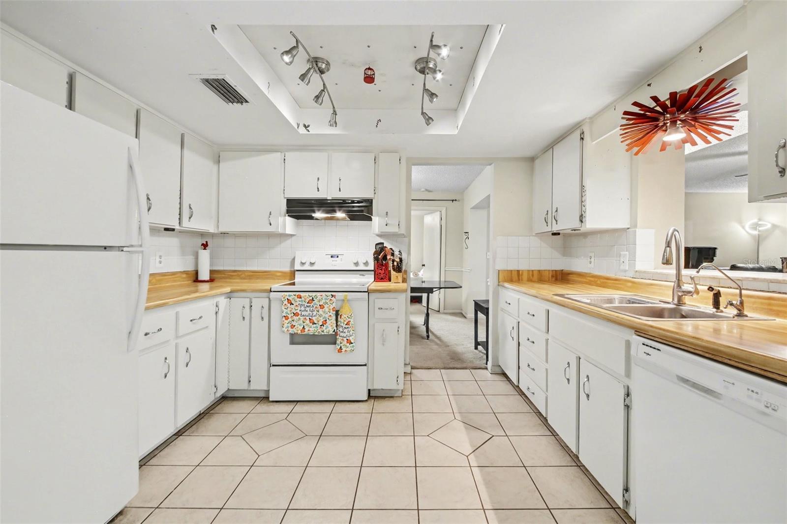 1225 GREENS DAIRY RD, DELAND, FL, 32720