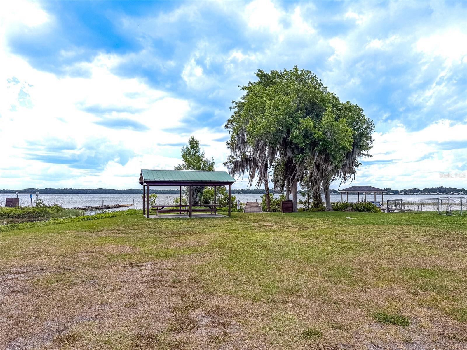 1290 N LAKE SHIPP DR N, WINTER HAVEN, FL, 33880