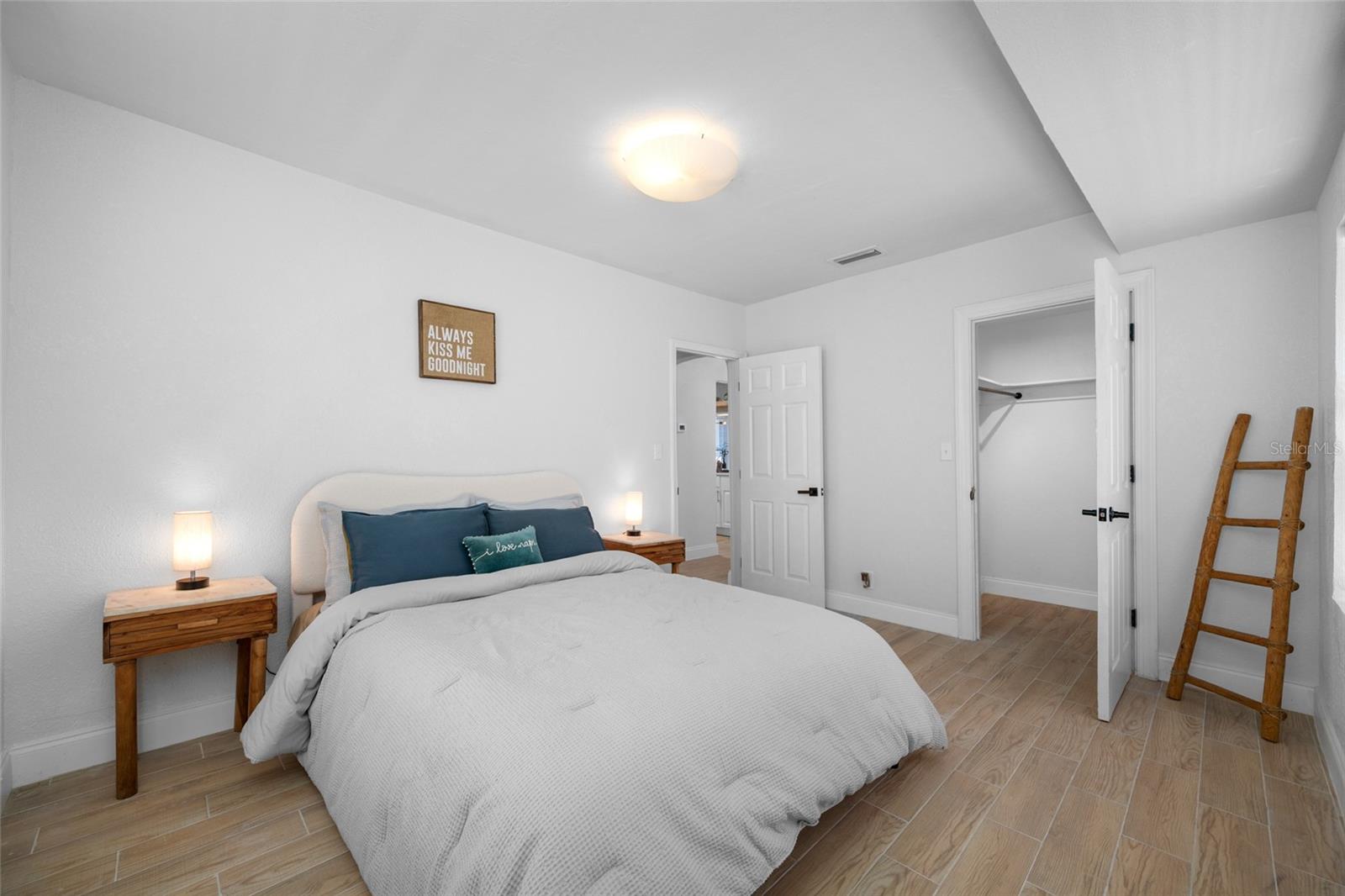 821 19TH AVE S, ST PETERSBURG, FL, 33705