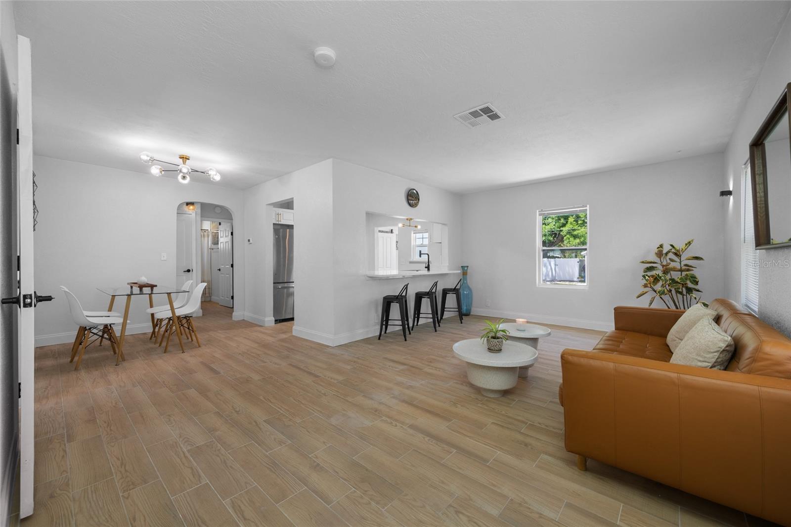 821 19TH AVE S, ST PETERSBURG, FL, 33705