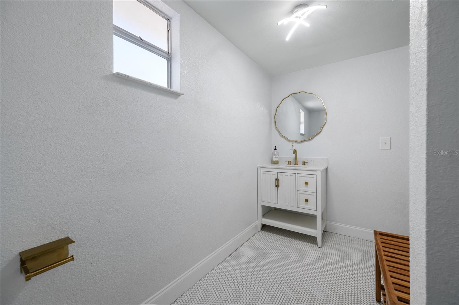 821 19TH AVE S, ST PETERSBURG, FL, 33705